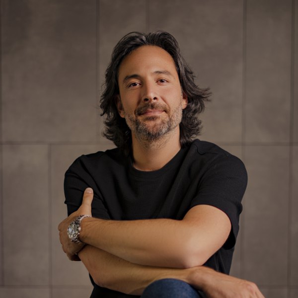 Miguel Piedrahita, Empresario · C-Level